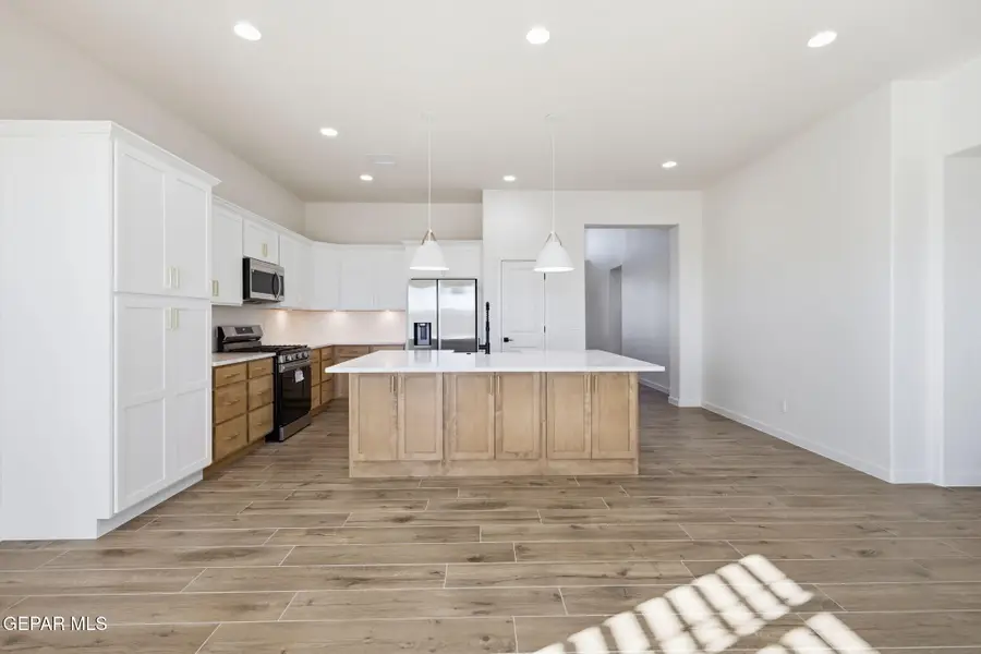 653 Paseo De La Reina Street, Horizon City, TX 79928 - #3