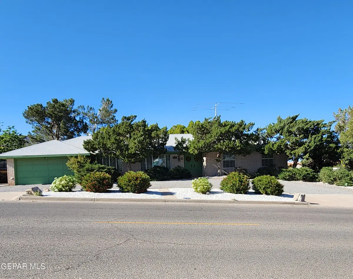 3229 Titanic Avenue, El Paso, TX 79904 - #1
