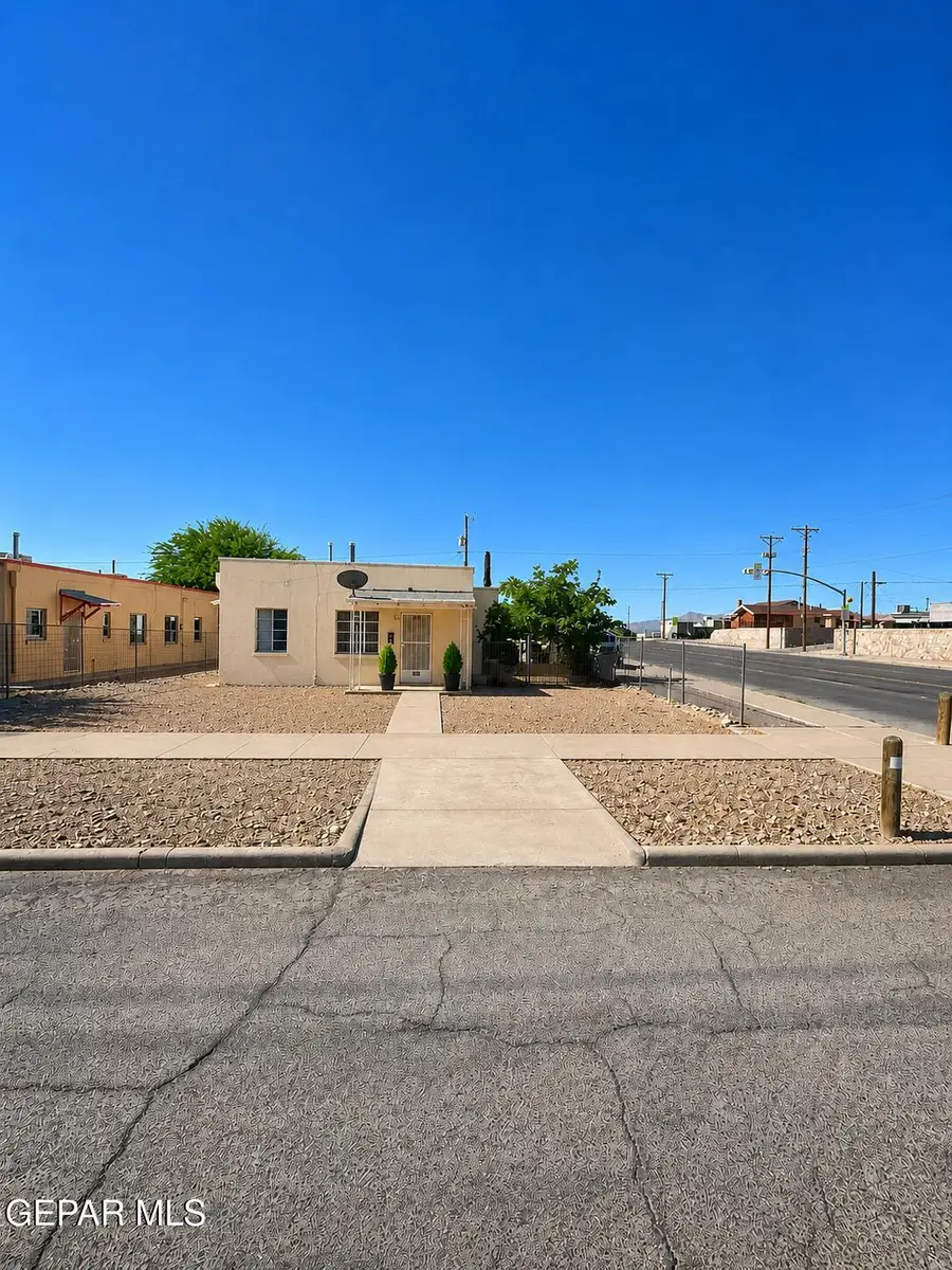 3402-3400 Nashville Avenue, El Paso, TX 79930 - #2