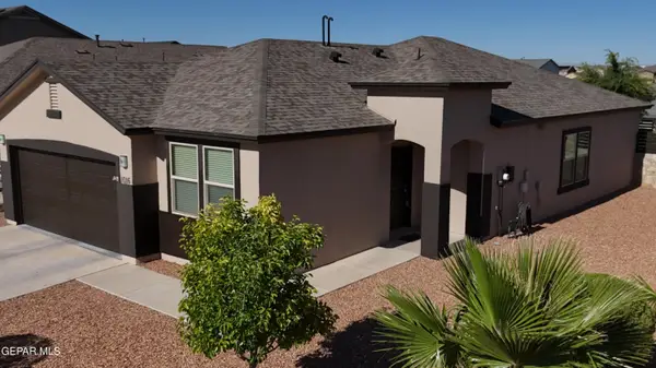 1016 Bombardier Place, El Paso, TX 79936