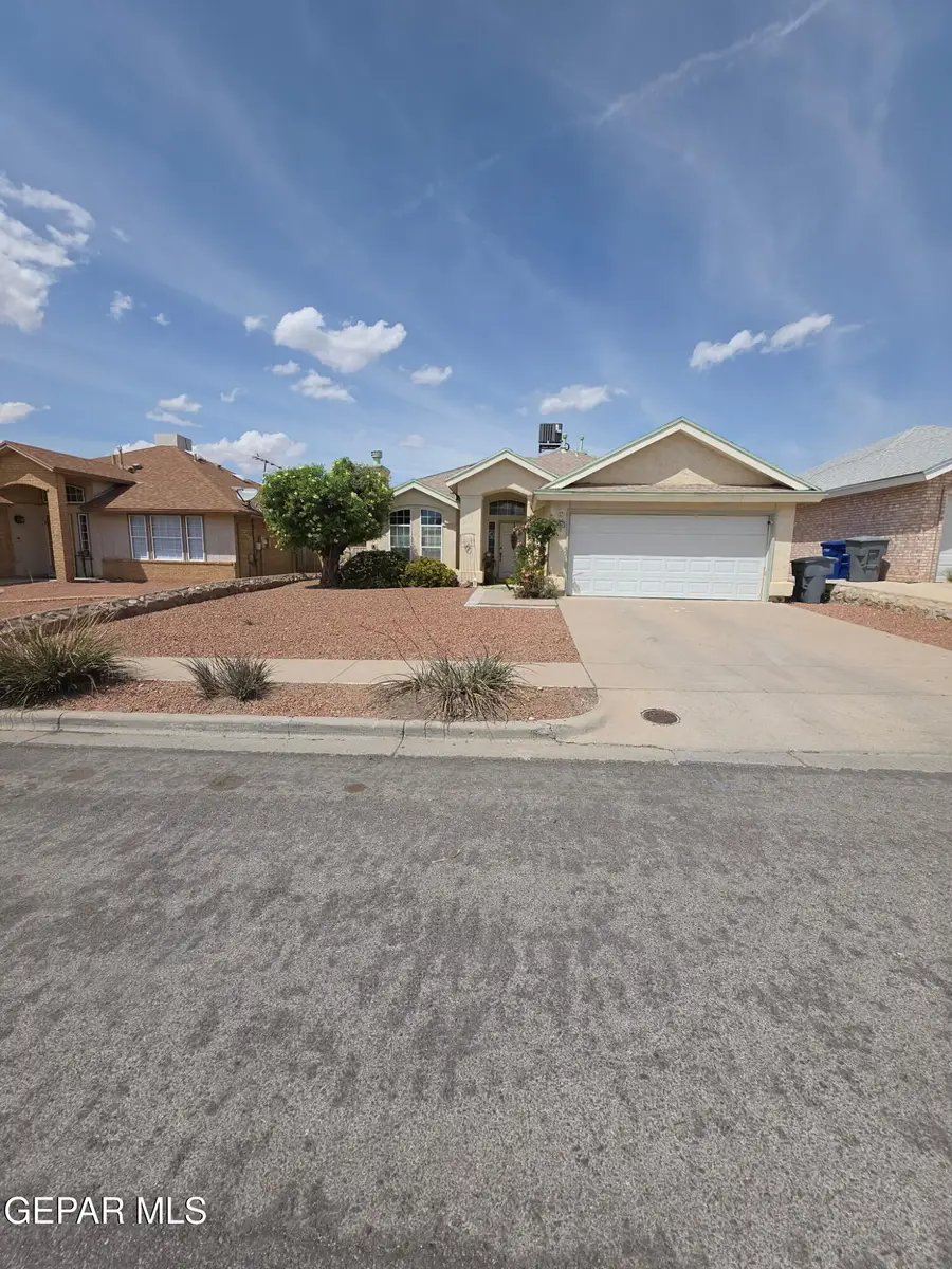 7457 Plaza Taurina Drive, El Paso, TX 79912 - #2