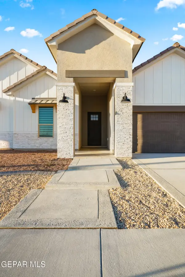 536 Paseo De La Reina Street, El Paso, TX 79928
