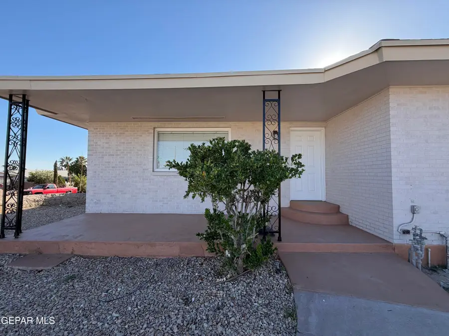 2401 Hawley Circle, El Paso, TX 79903 - #3