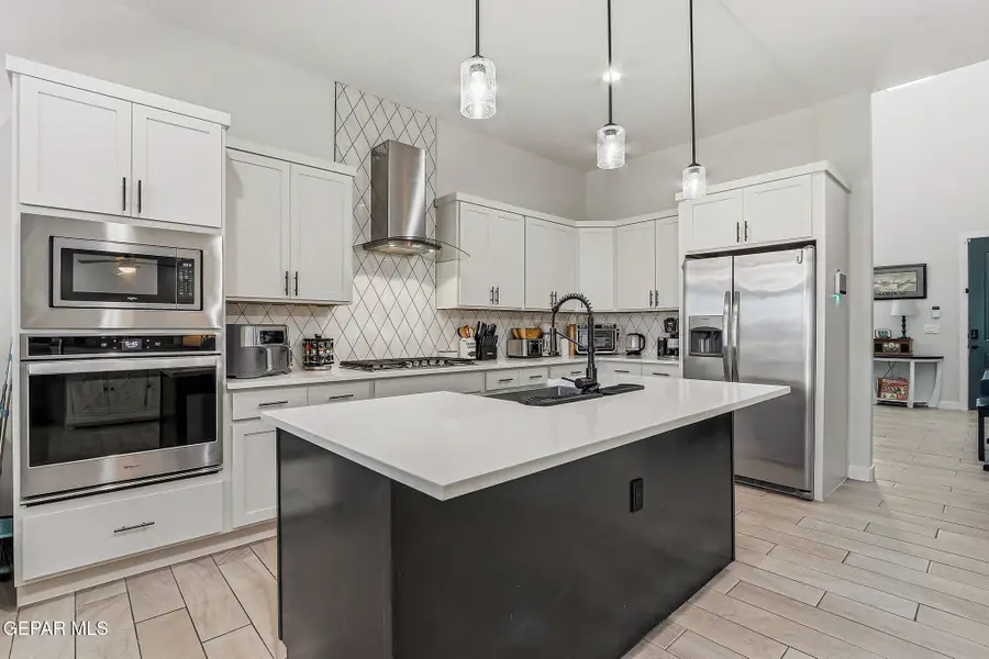 13420 Emerald Ranch Lane, Horizon City, TX 79928 - #2