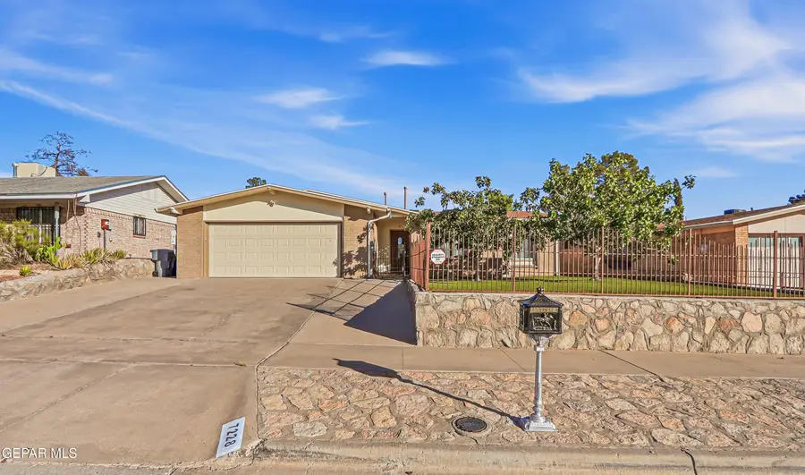 7228 Gran Vida Drive, El Paso, TX 79912 - #3