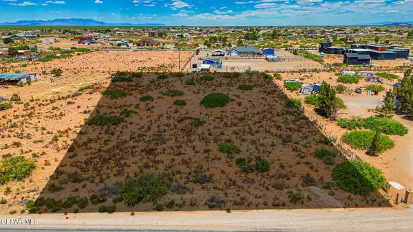 5233 Buffalo Creek Drive, Clint, TX 79938
