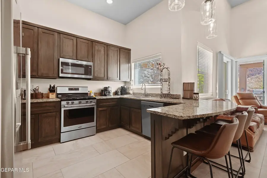 4776 Excalibur Drive #B, El Paso, TX 79902 - #3