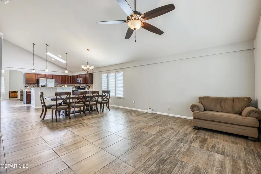 13244 Emerald Isle Street, Horizon City, TX 79928 - #3