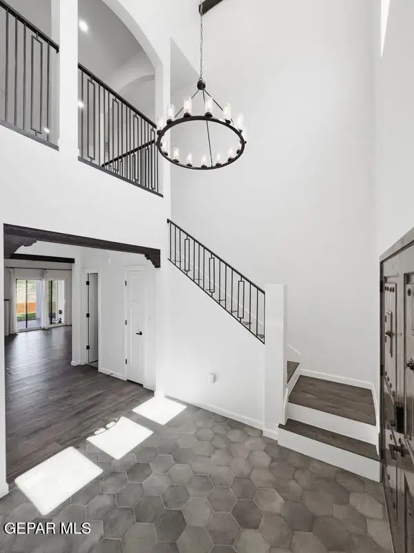 871 Country Club Road #5D, El Paso, TX 79932 - #2