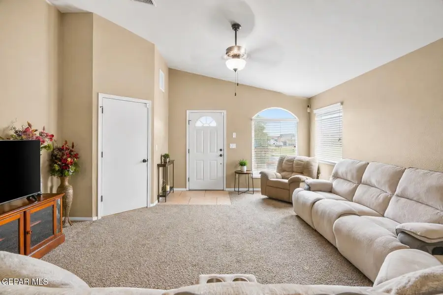 1112 Cielo Bonito Drive, Socorro, TX 79927 - #3