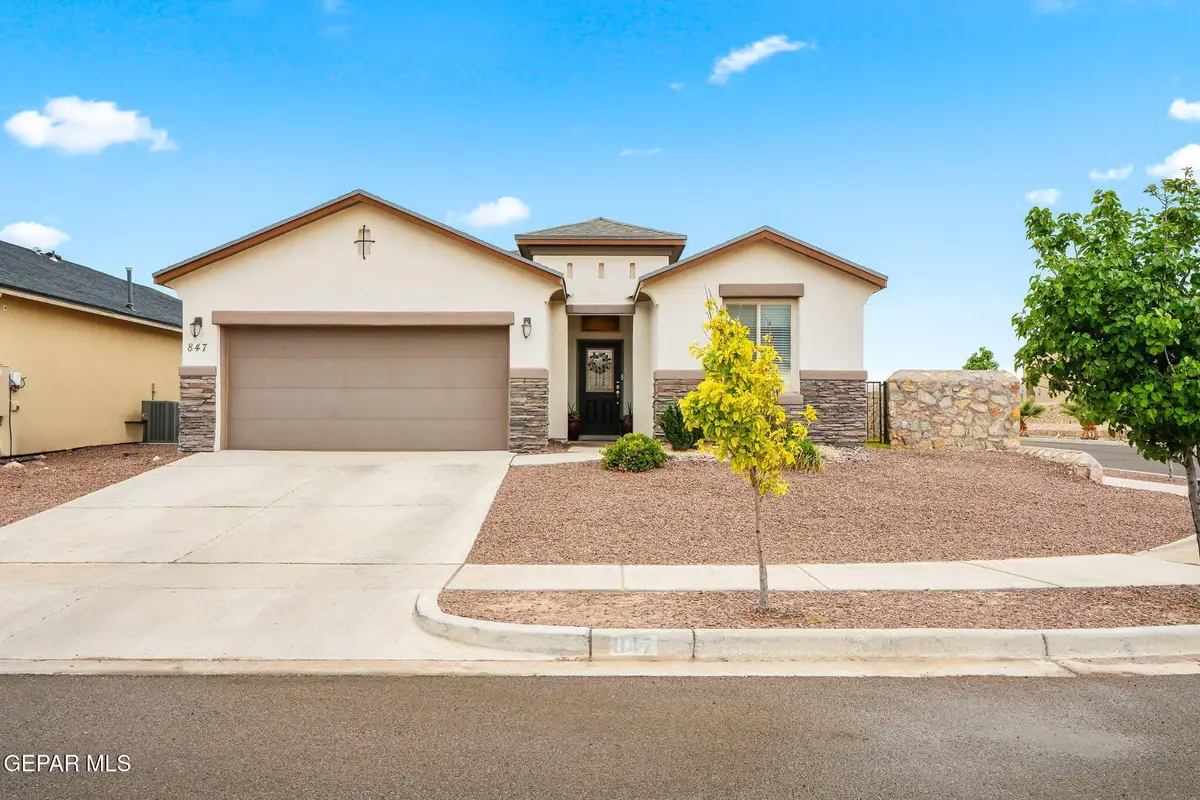 847 Holly Park Avenue, Santa Teresa, NM 88008 - #1