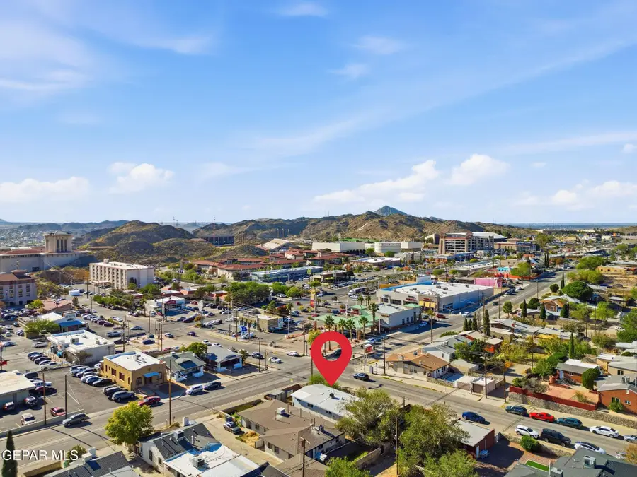 300 Kerbey Avenue, El Paso, TX 79902 - #3