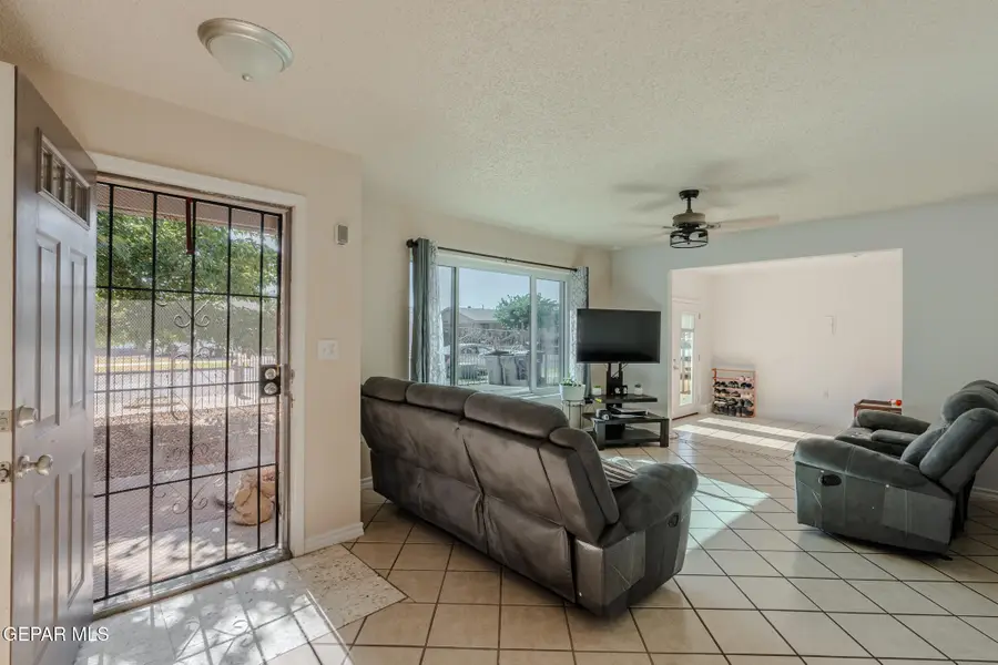 10708 Sapphire Street, El Paso, TX 79924 - #2