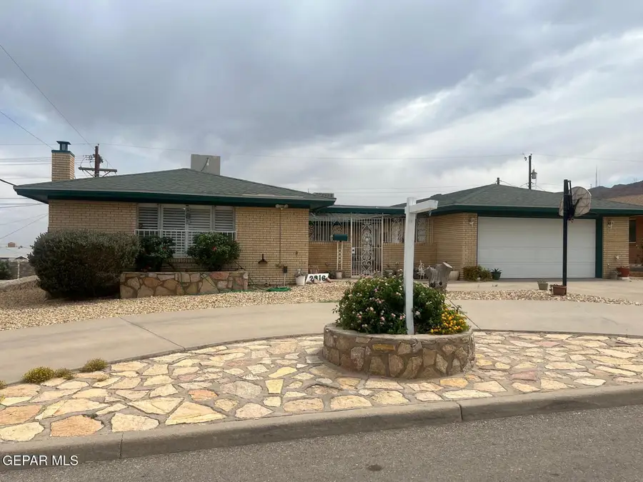 2816 Taylor Avenue, El Paso, TX 79930 - #2