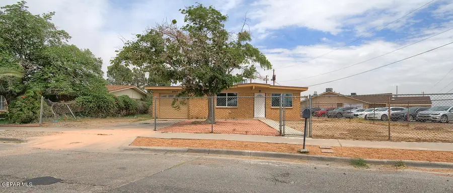 274 Liberty Street, El Paso, TX 79907 - #2