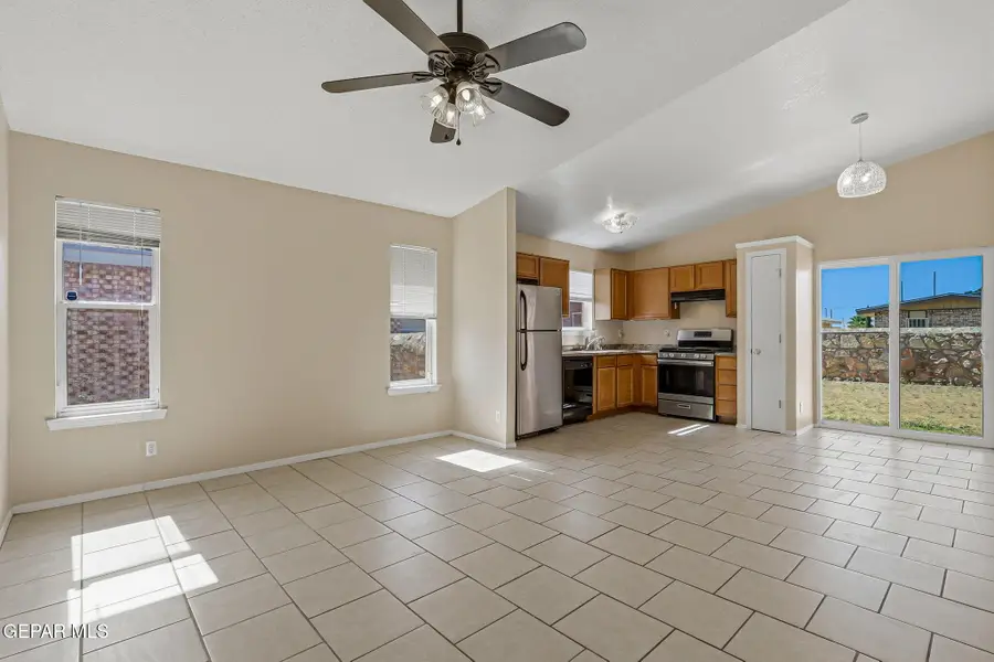6220 London Bridge Drive, El Paso, TX 79934 - #3
