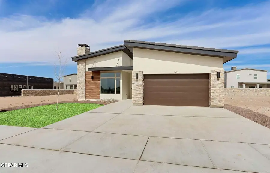 933 Ada Lane, El Paso, TX 79932 - #2