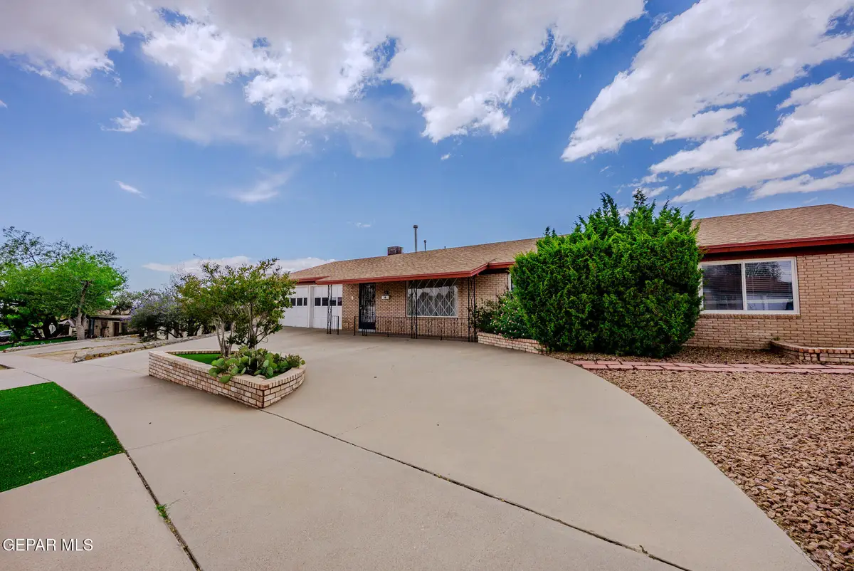 229 Fremont Lane, El Paso, TX 79904 - #1