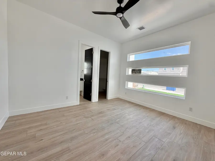 13396 Emerald Glass Drive, Horizon City, TX 79928 - #3