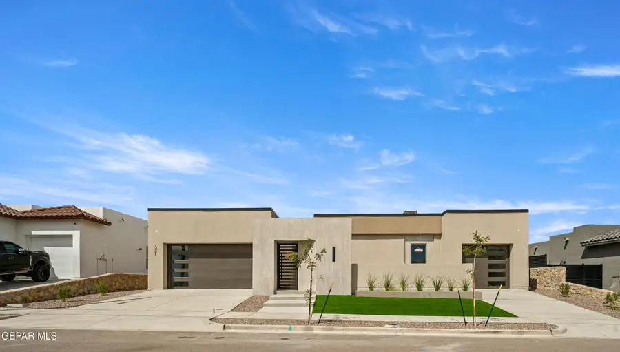 321 Blue Valley, El Paso, TX 79928 - #2