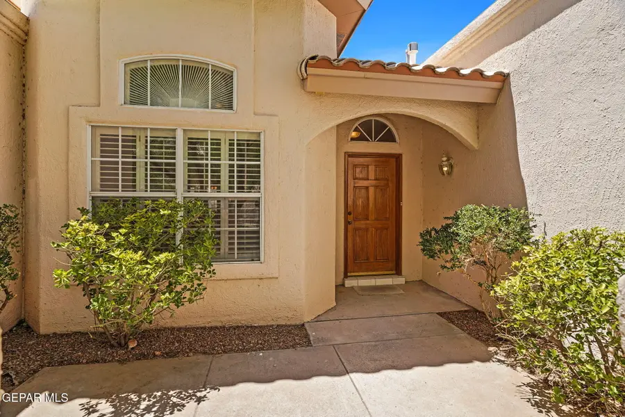 6290 Los Bancos Drive, El Paso, TX 79912 - #2
