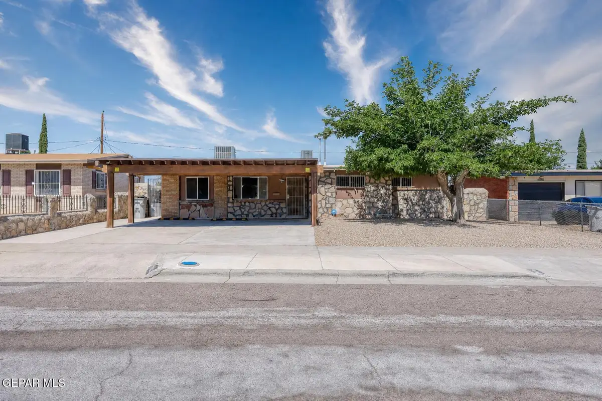 10036 Jamaica Street, El Paso, TX 79924 - #1
