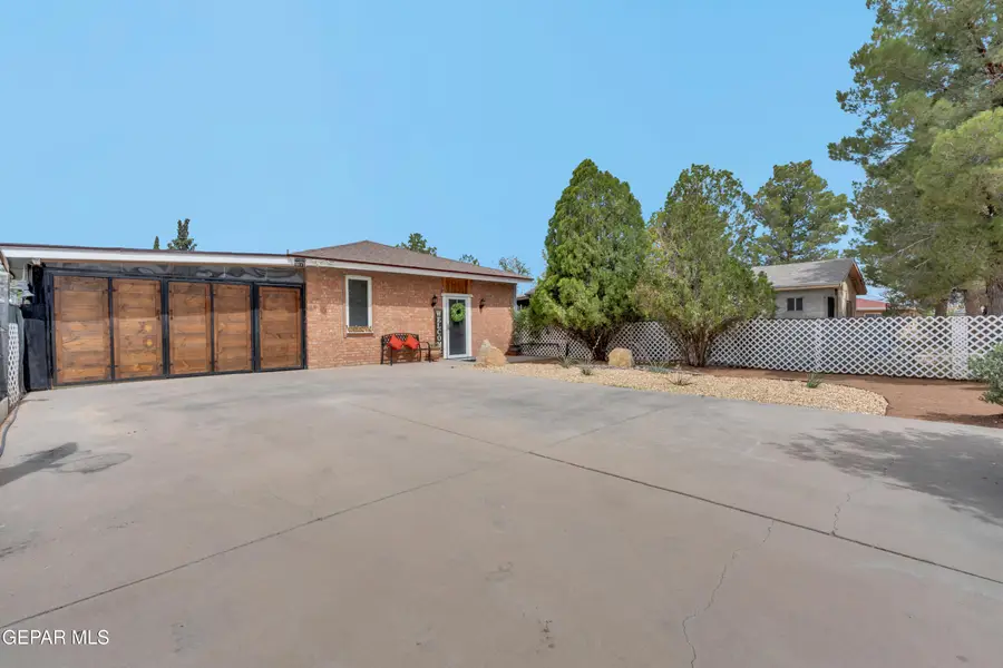 10771 Wilton Place, Socorro, TX 79927 - #3