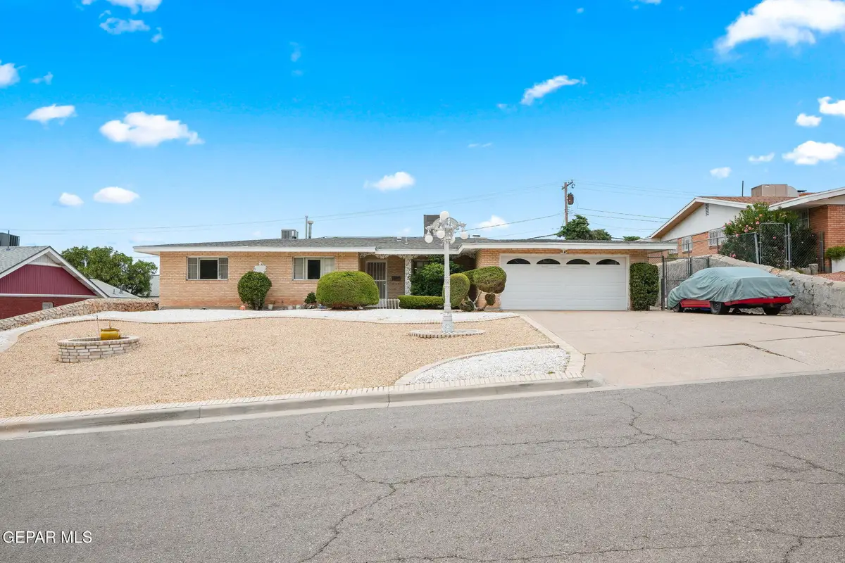4015 Santa Ana Drive, El Paso, TX 79902 - #1