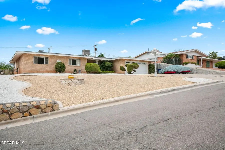 4015 Santa Ana Drive, El Paso, TX 79902 - #3
