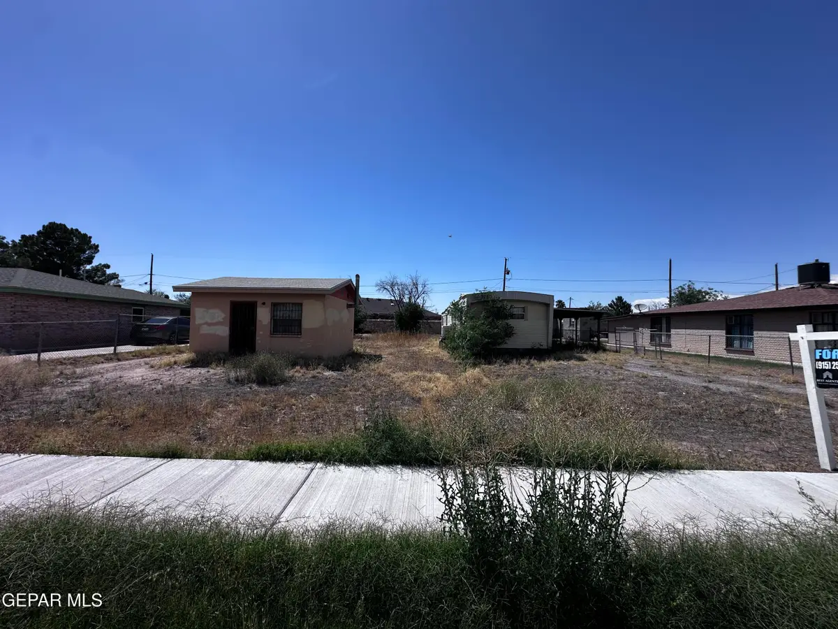 125 Ensenada Way, Socorro, TX 79927 - #1
