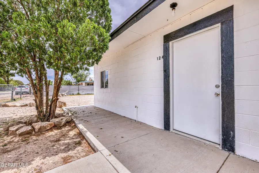 124 Ensenada Way, Socorro, TX 79927 - #2