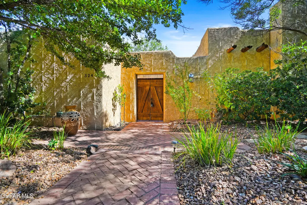 324 Kingswood Drive, El Paso, TX 79932 - #1