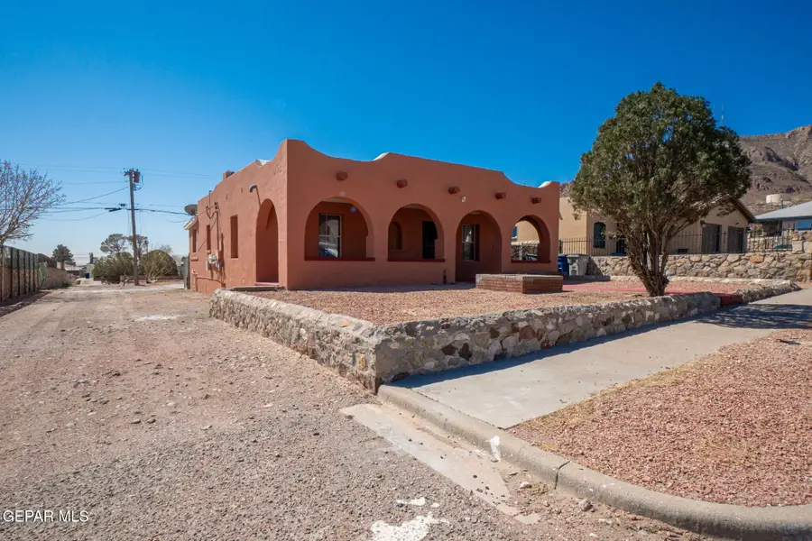 2610 Jefferson Avenue, El Paso, TX 79930 - #2