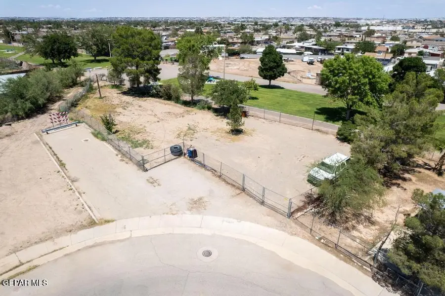 1817 Por Fin Lane, El Paso, TX 79907 - #3