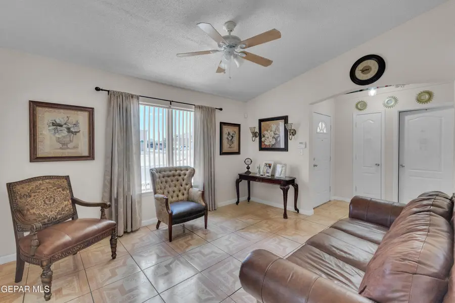 317 De Palma Place, Horizon City, TX 79928 - #3