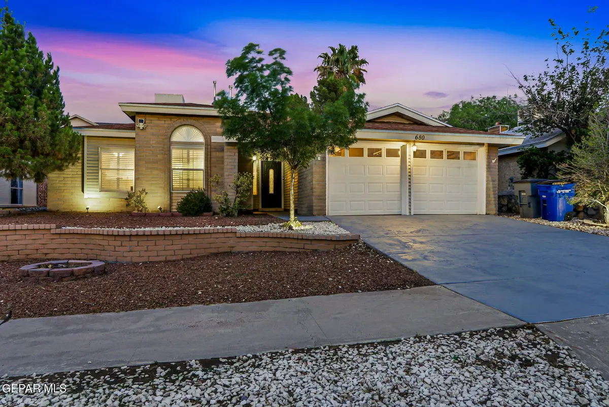 680 Abington Drive, El Paso, TX 79912 - #1