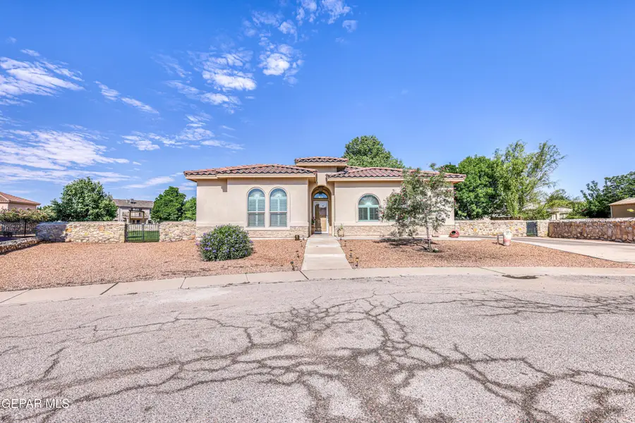1081 Dona Beatriz Circle, El Paso, TX 79932 - #2