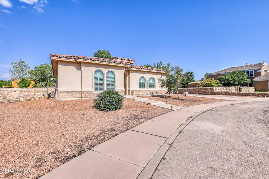 1081 Dona Beatriz Circle, El Paso, TX 79932 - #3