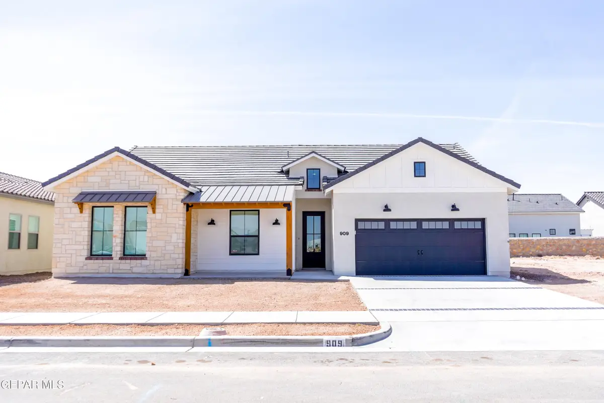 15117 Allegiance Avenue, El Paso, TX 79938 - #1