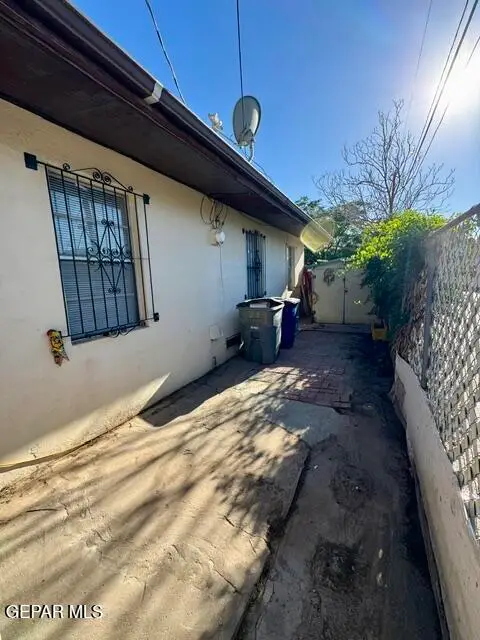 3211 Findley Avenue #Rear, El Paso, TX 79905 - #2