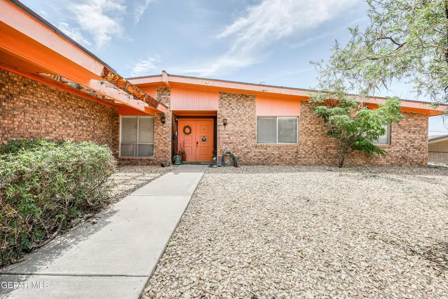 220 Moonglow Drive, El Paso, TX 79912 - #3