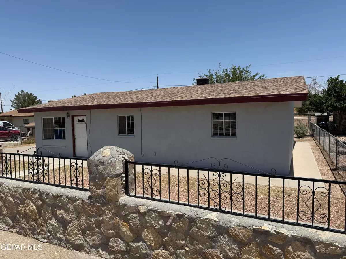 10147 Armstrong Drive, Socorro, TX 79927 - #1