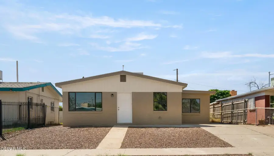 236 Papaya Street, El Paso, TX 79915 - #2