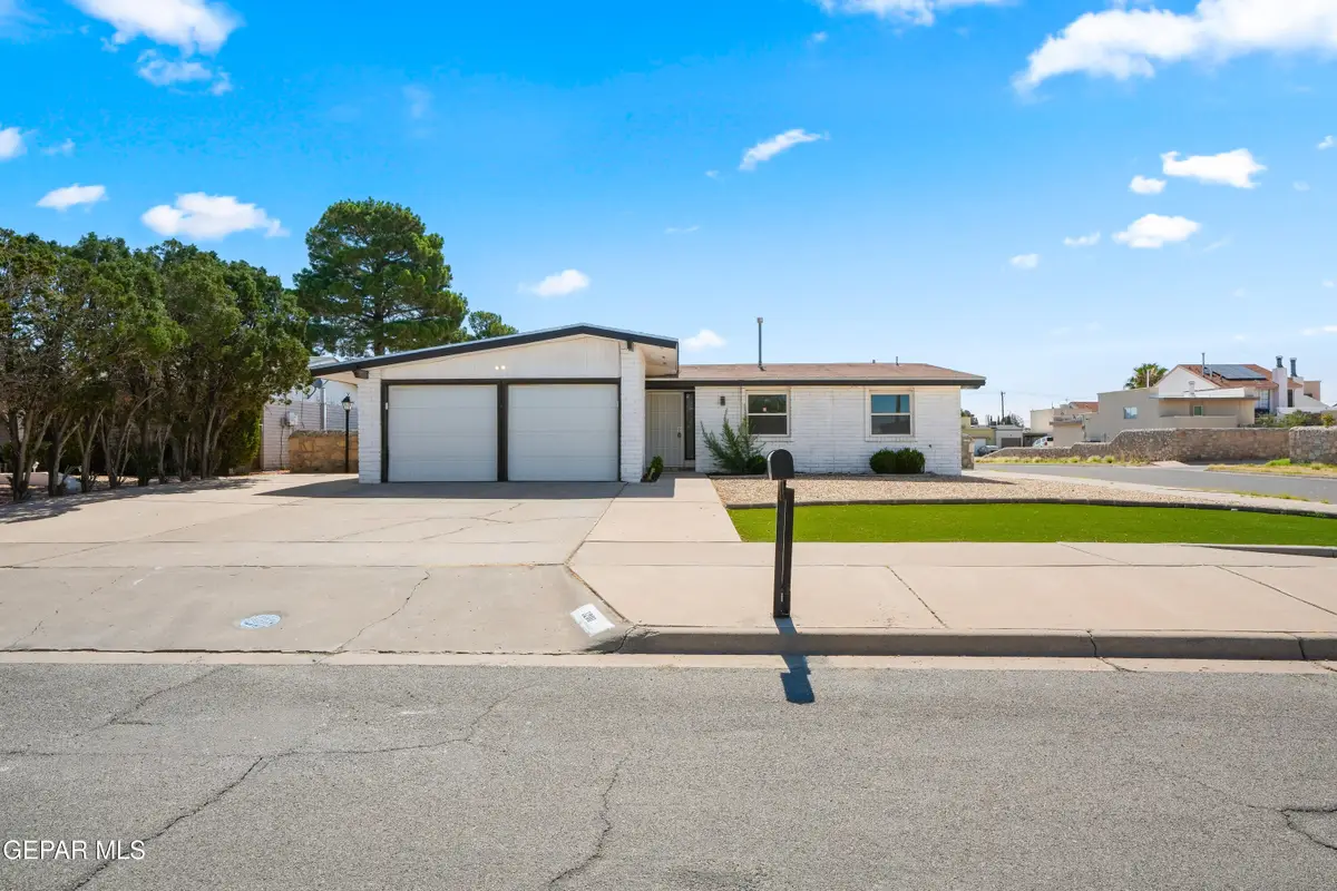 3200 Voss Drive, El Paso, TX 79936 - #1
