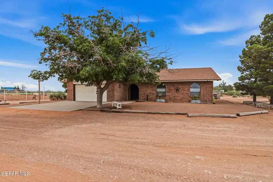 6375 Desert Willow Drive, El Paso, TX 79938 - #2