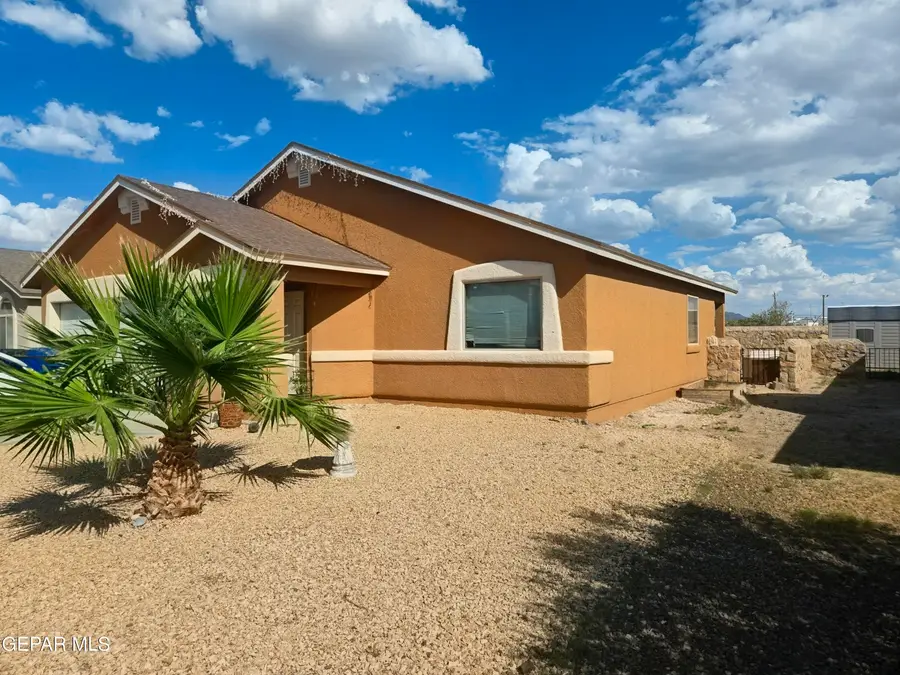 949 Danny Sanchez Place, Anthony, TX 79821 - #2