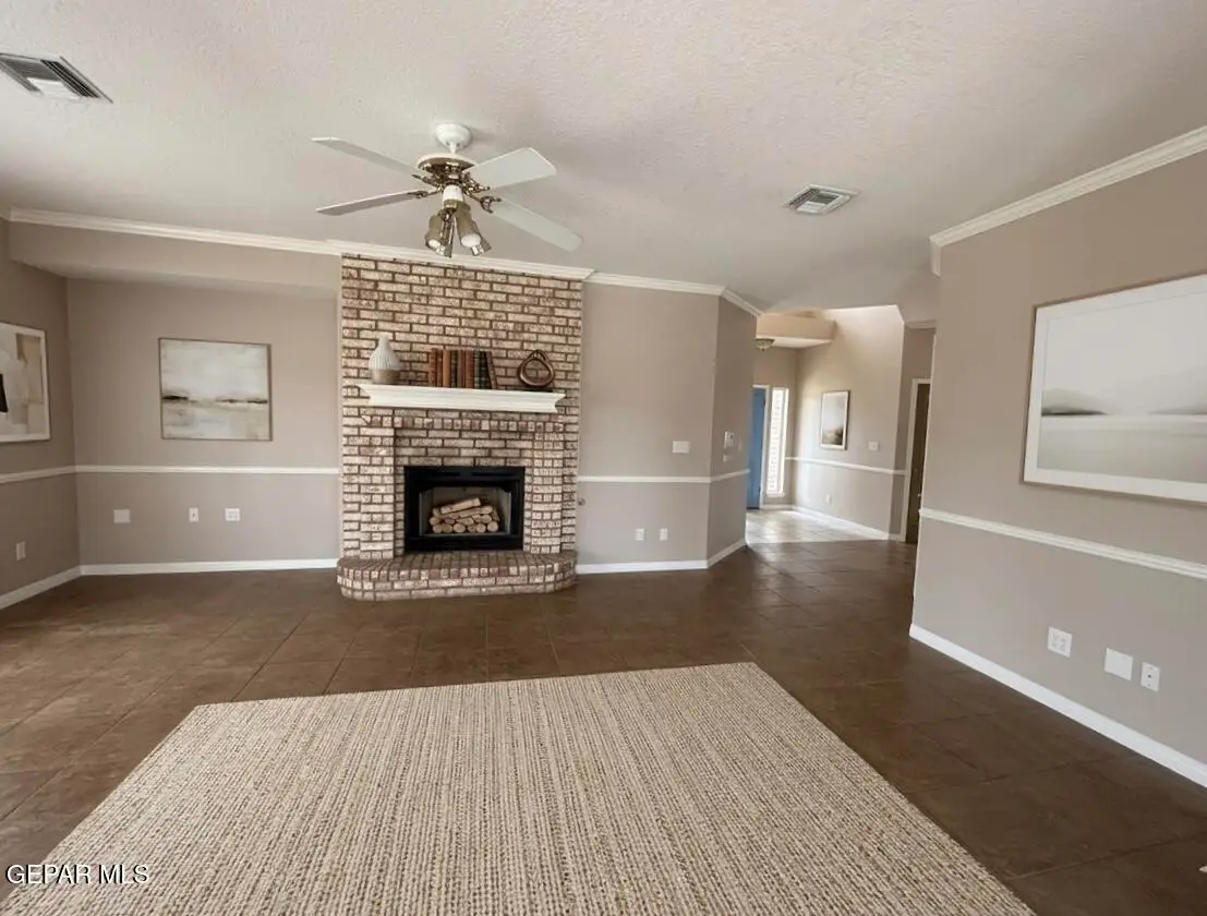 6261 Los Bancos Drive, El Paso, TX 79912 - #1