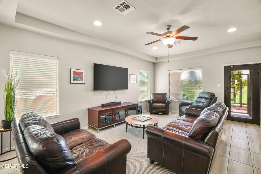 4852 Ruben Soto, El Paso, TX 79938 - #3