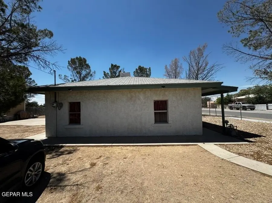 220 NW G Avenue, Fabens, TX 79838 - #2