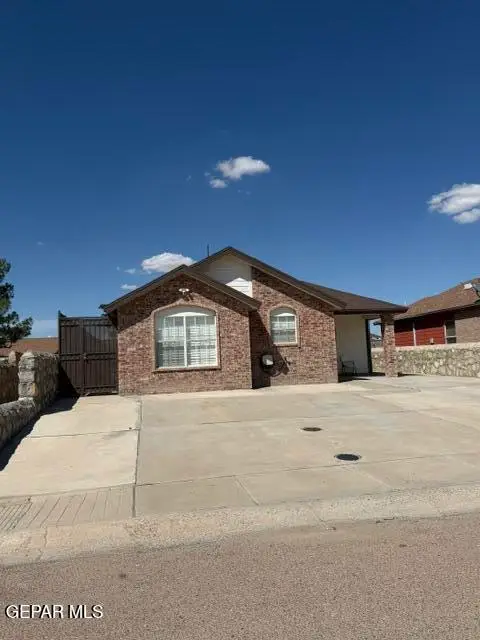 10421 Valle Del Mar Drive, Socorro, TX 79927